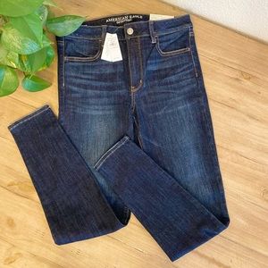 American Eagle Hi-Rise Jegging